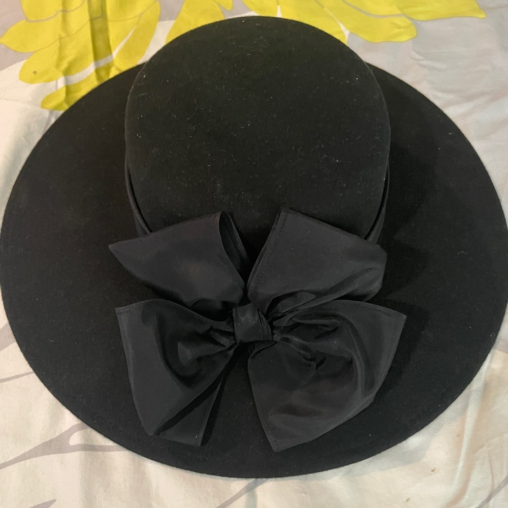Women’s Black Bollman 100% Wool Hat